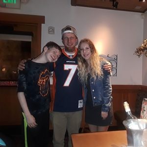 Meet your Posher, Cody